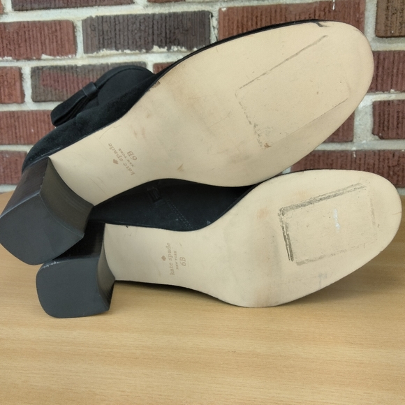 NWOT Kate Spade Madelaine Suede Ankle Strap Heeled Booties in Black Sz. 6B - Picture 9 of 10